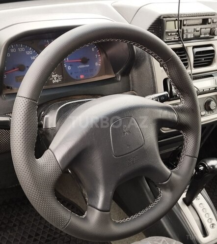 Mitsubishi Pajero io 2000, 310,000 km - 1.8 l - Bakı