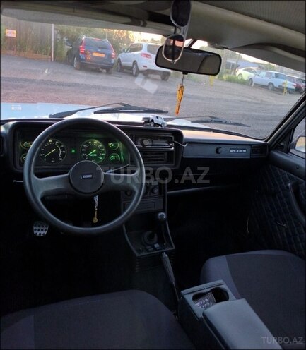 LADA (VAZ) 2107 2009, 80,000 km - 1.6 л - Salyan