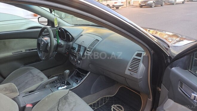 Nissan Altima 2006, 153,000 km - 2.5 л - Qazax