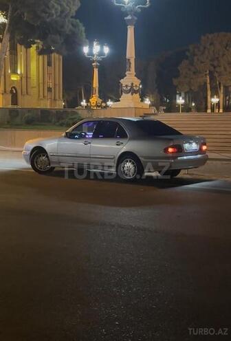 Mercedes E 270 2001, 667,000 km - 2.7 l - Bakı