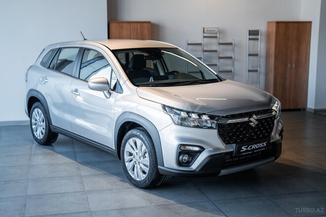 Suzuki S-Cross-3