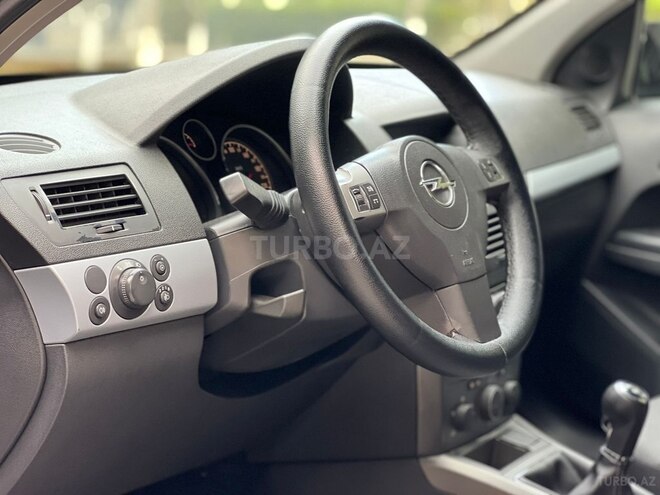 Opel Astra 2005, 204,000 km - 1.4 l - Bakı