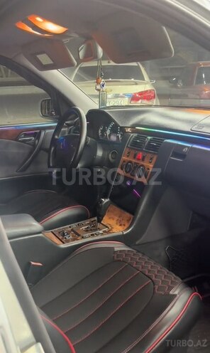 Mercedes E 270 2001, 667,000 km - 2.7 l - Bakı