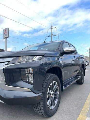 Mitsubishi L200 2023, 13,000 km - 2.4 l - Bakı