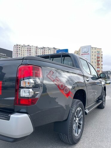 Mitsubishi L200 2023, 13,000 km - 2.4 l - Bakı