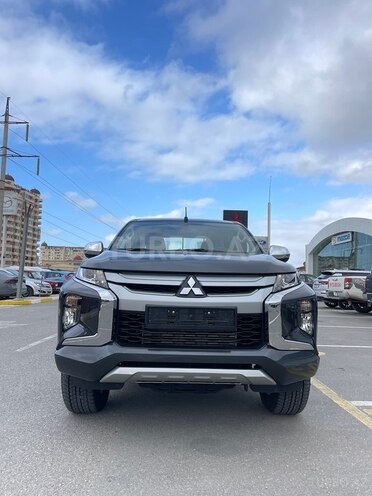 Mitsubishi L200 2023, 13,000 km - 2.4 l - Bakı