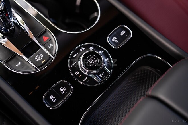 Bentley Bentayga 2019, 1,590 km - 4.0 l - Bakı