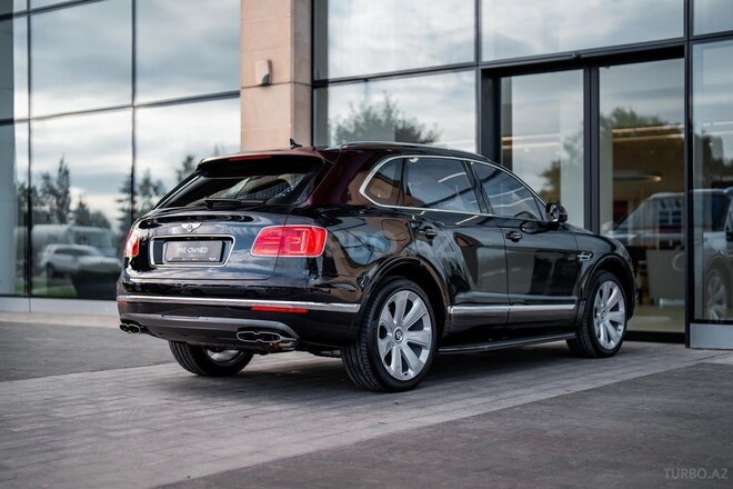 Bentley Bentayga 2019, 1,590 km - 4.0 l - Bakı