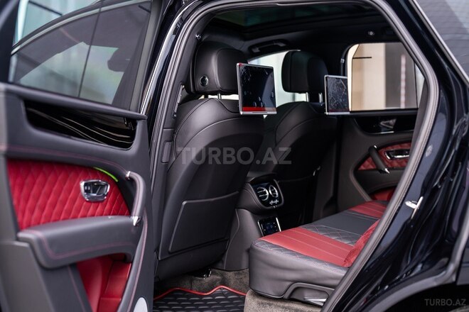 Bentley Bentayga 2019, 1,590 km - 4.0 l - Bakı