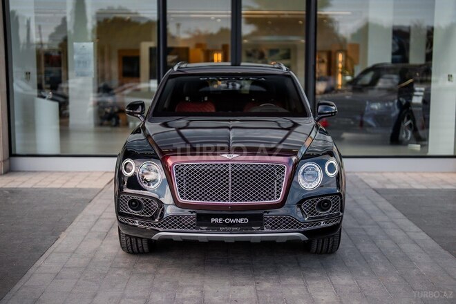 Bentley Bentayga 2019, 1,590 km - 4.0 l - Bakı