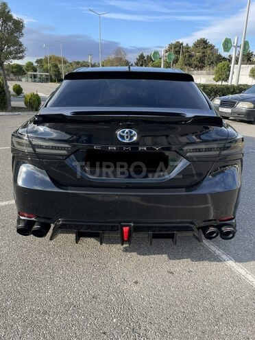 Toyota Camry-8