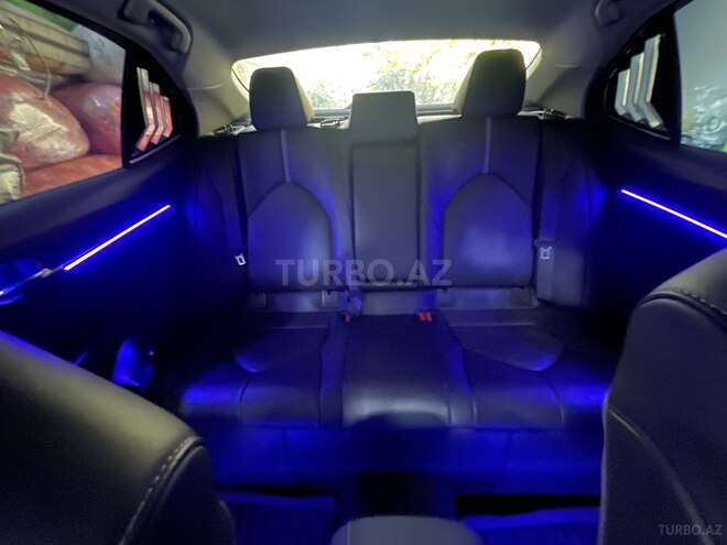 Toyota Camry-6