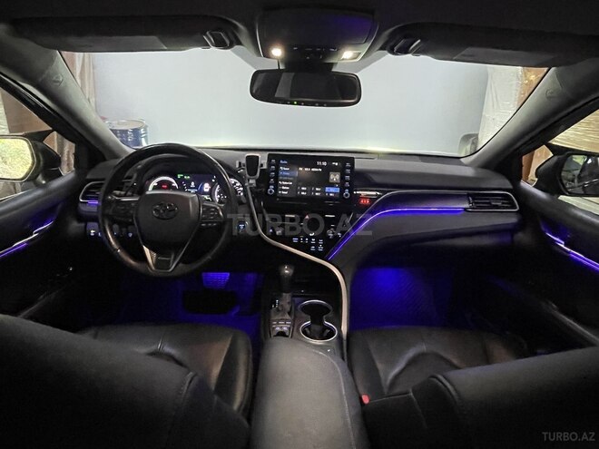 Toyota Camry-5