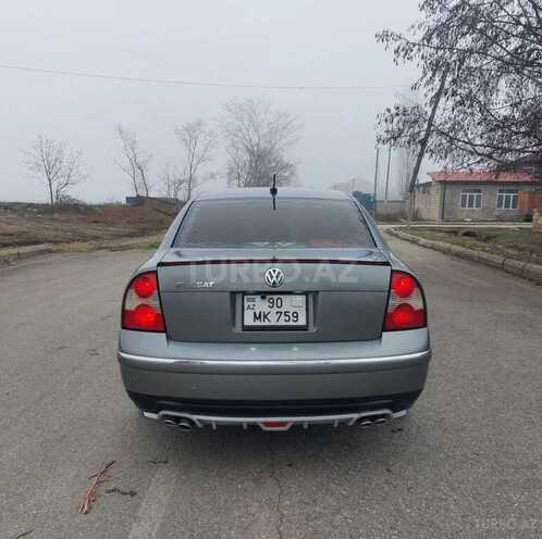 Volkswagen Passat 2003, 257,000 km - 1.8 l - İsmayıllı