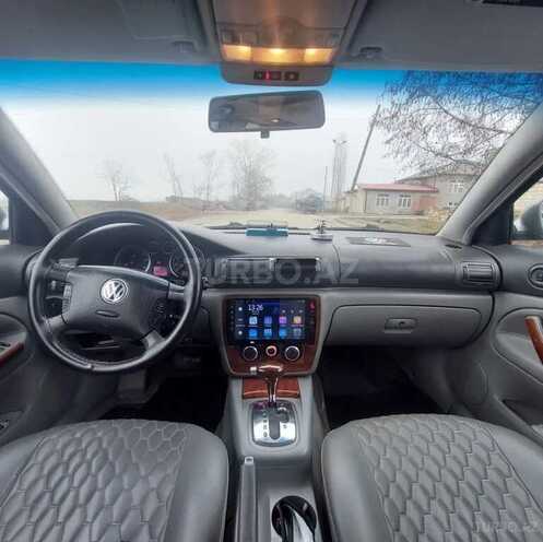 Volkswagen Passat 2003, 257,000 km - 1.8 l - İsmayıllı