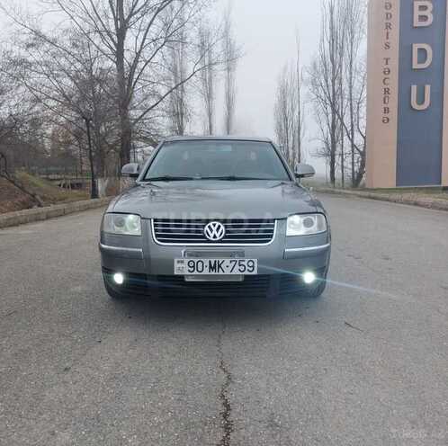 Volkswagen Passat 2003, 257,000 km - 1.8 l - İsmayıllı