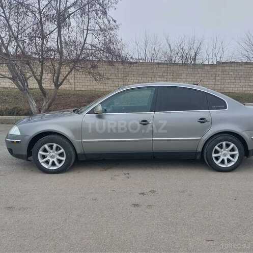 Volkswagen Passat 2003, 257,000 km - 1.8 l - İsmayıllı