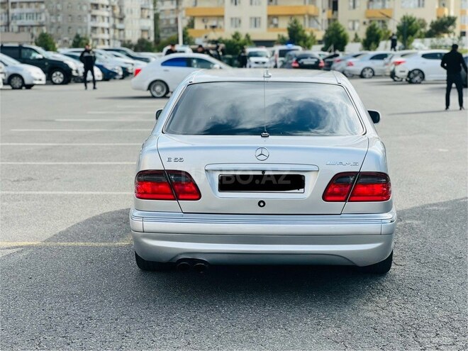 Mercedes E 220 d 2000, 458,000 km - 2.2 л - Bakı