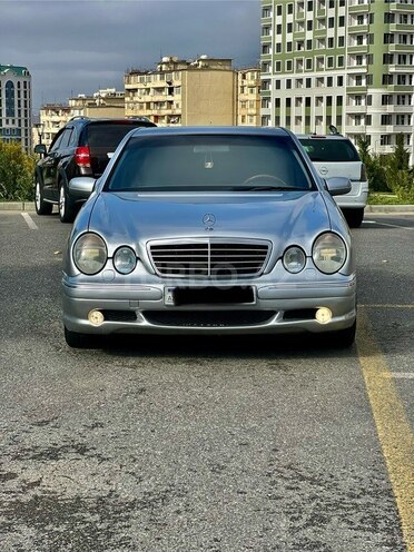 Mercedes E 220 d 2000, 458,000 km - 2.2 л - Bakı
