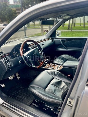 Mercedes E 220 d 2000, 458,000 km - 2.2 л - Bakı