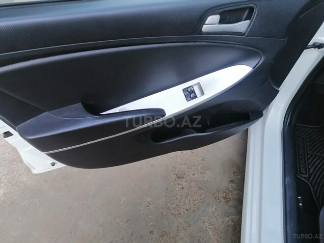 Hyundai Accent 2013, 182,000 km - 1.4 l - Sumqayıt