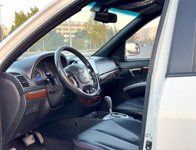 Hyundai Santa Fe 2009, 196,000 km - 2.0 l - Bakı