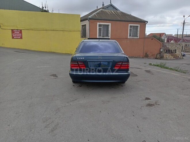 Mercedes E 240 2000, 250,000 km - 2.4 l - Bakı