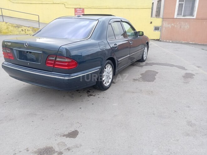 Mercedes E 240 2000, 250,000 km - 2.4 l - Bakı
