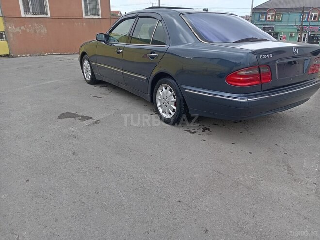 Mercedes E 240 2000, 250,000 km - 2.4 l - Bakı