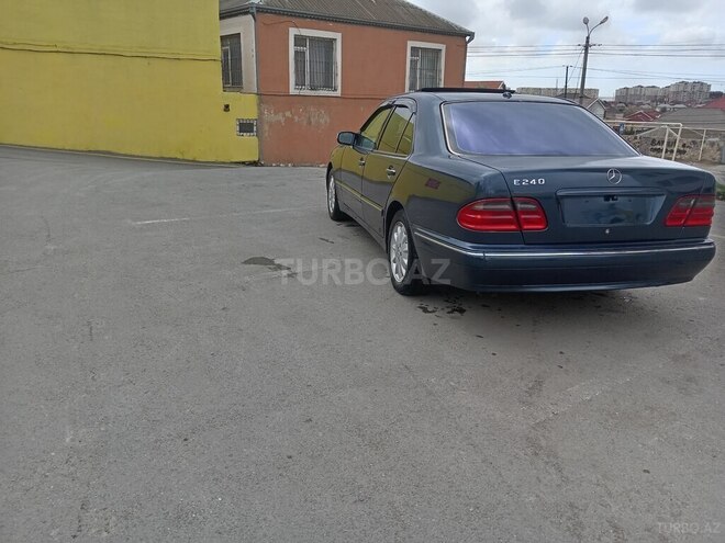 Mercedes E 240 2000, 250,000 km - 2.4 l - Bakı