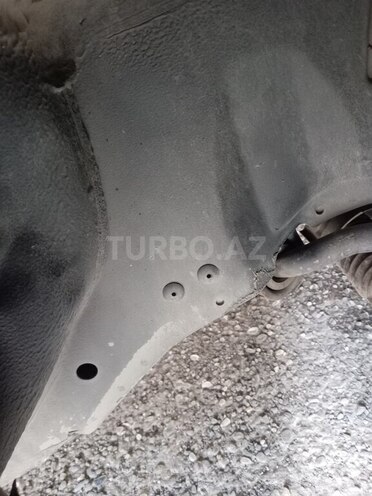 Mercedes E 240 2000, 250,000 km - 2.4 l - Bakı