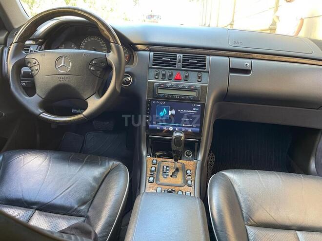 Mercedes E 320 2001, 192,000 km - 3.2 l - Bakı