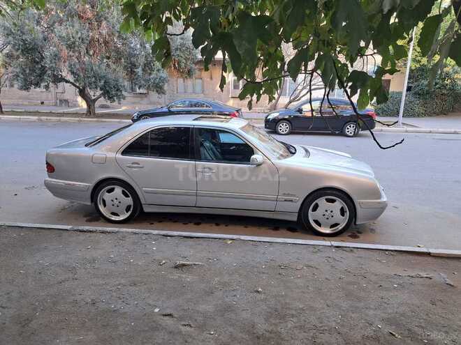 Mercedes E 320 2001, 192,000 km - 3.2 l - Bakı