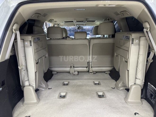 Toyota Land Cruiser-16
