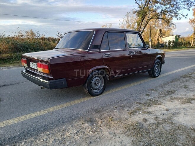 LADA (VAZ) 2107 2007, 76,300 km - 1.6 l - Qax