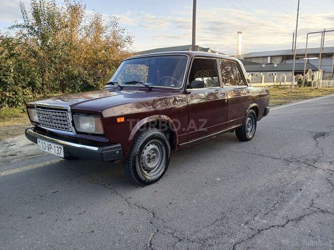LADA (VAZ) 2107 2007, 76,300 km - 1.6 l - Qax