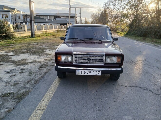 LADA (VAZ) 2107 2007, 76,300 km - 1.6 l - Qax