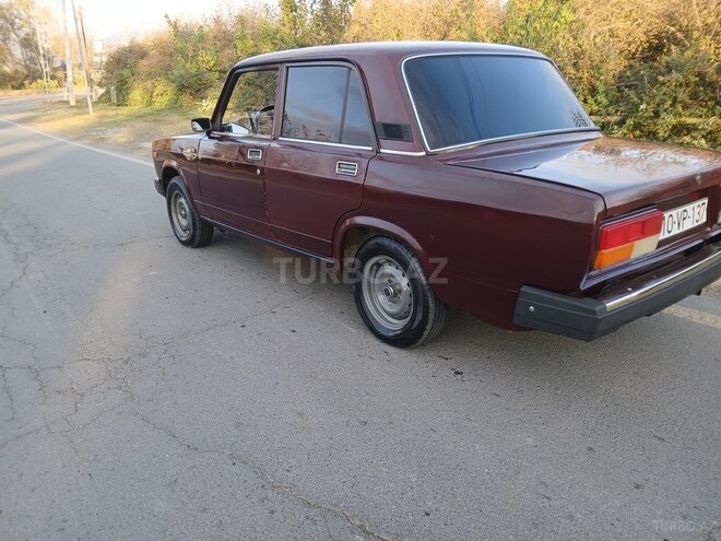 LADA (VAZ) 2107 2007, 76,300 km - 1.6 l - Qax
