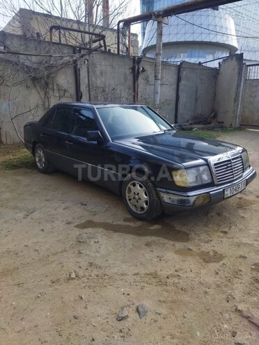 Mercedes E 230 1990, 428,000 km - 2.3 l - Bakı