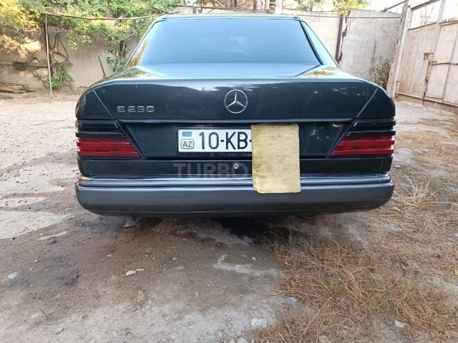 Mercedes E 230 1990, 428,000 km - 2.3 l - Bakı