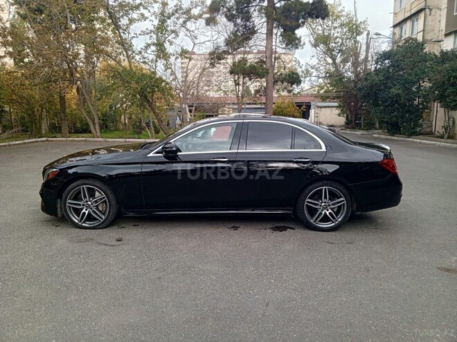 Mercedes E 300 4MATIC 2019, 59,120 km - 2.0 л - Bakı