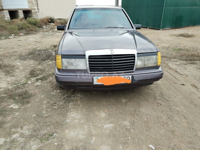 Mercedes E 220 1991, 323,336 km - 2.2 л - Bakı
