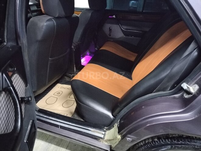 Mercedes E 220 1991, 323,336 km - 2.2 л - Bakı