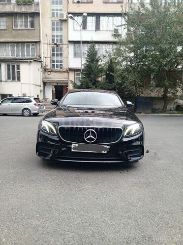 Mercedes E 300 4MATIC 2019, 59,120 km - 2.0 л - Bakı