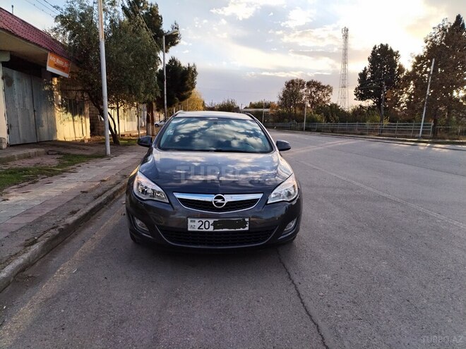 Opel Astra 2012, 222,000 km - 1.3 l - Gəncə
