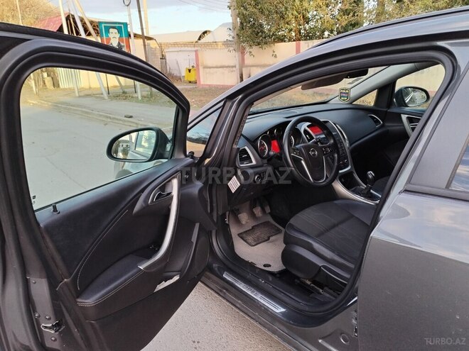 Opel Astra 2012, 222,000 km - 1.3 l - Gəncə