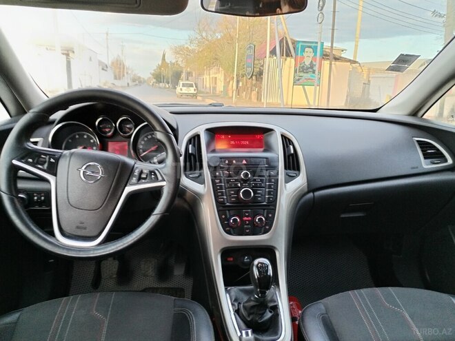 Opel Astra 2012, 222,000 km - 1.3 l - Gəncə