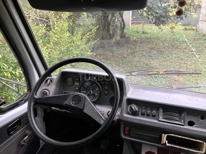 Mercedes 410 D 1994, 250,000 km - 2.5 л - Masallı