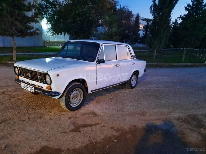 LADA (VAZ) 21011 1982, 87,549 km - 1.3 l - Salyan