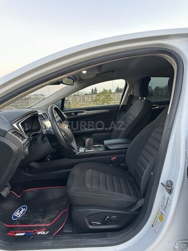 Ford Fusion (North America) 2019, 63,600 km - 2.0 л - Bakı